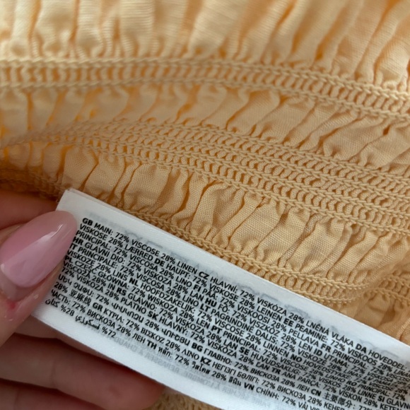 Yellow top - Picture 4 of 4